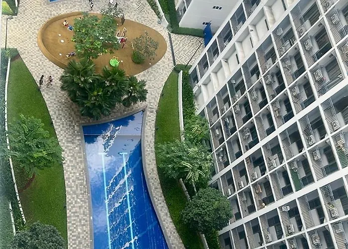 Shore2 Pasay By N&r Valmont Manille